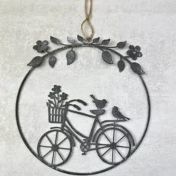 Fahrrad im Ring zum Hängen