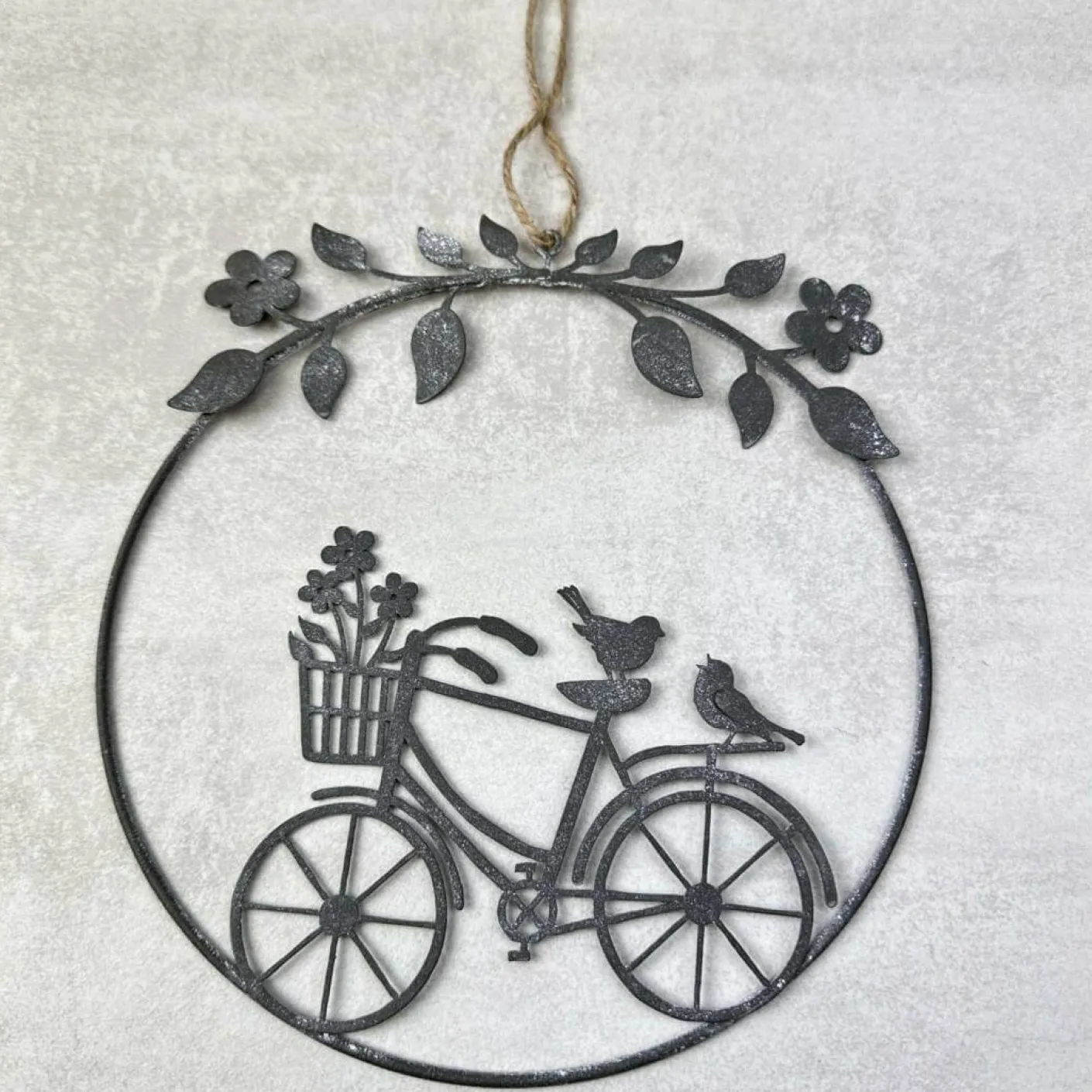 Fahrrad im Ring zum Hängen
